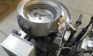 Lợi ích của phễu rung cấp phôi